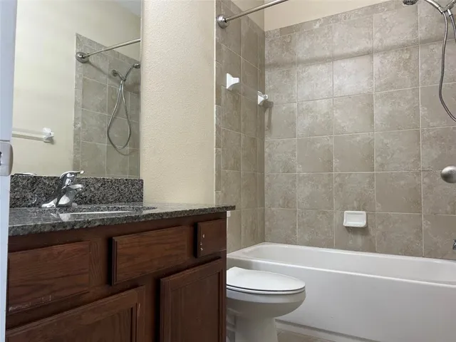 $2,450 | 822 Callista Cay Loop, Tarpon Springs, FL 34689