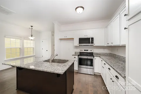 $385,000 | 12212 Huntersville-Concord Road, Huntersville, NC 28078