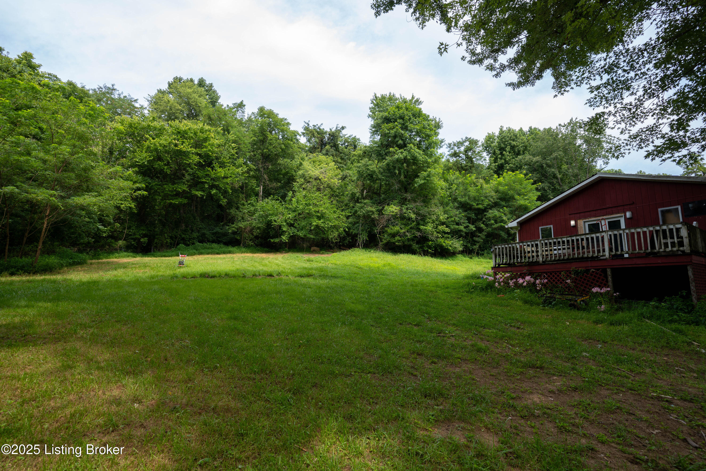 5601 Blevins Gap Road Louisville, KY 40272 - Photo 16 of 23 5601BlevinsGapRd-0015