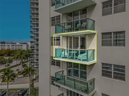 $489,000 | 3801 South Ocean Drive, Unit 7V, Hollywood, FL 33019
