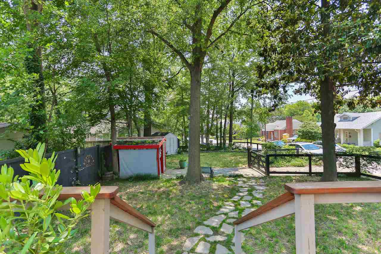 300 East Whitaker Mill Road Raleigh, NC 27608 - Photo 20 of 25 Yard