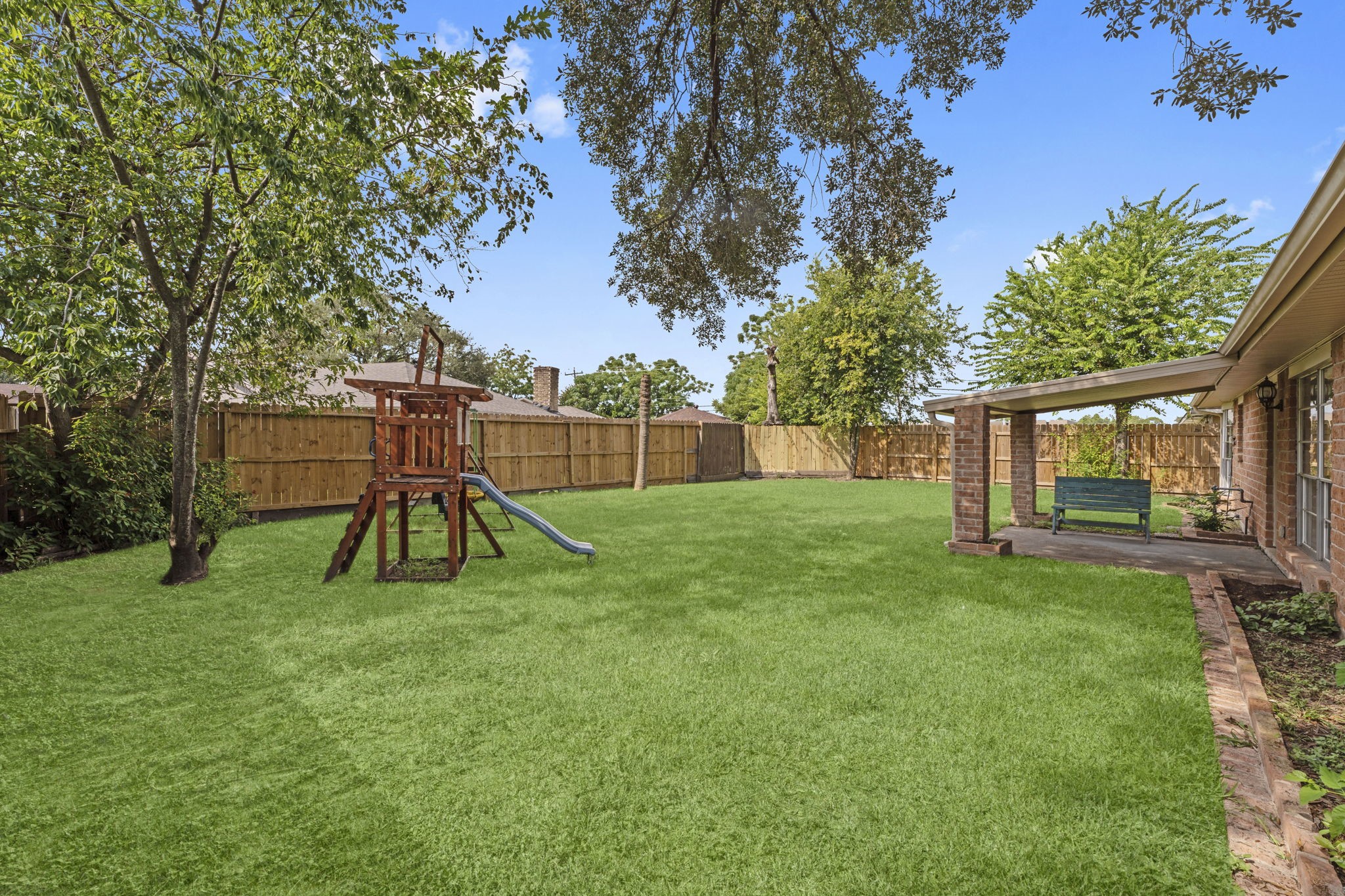 9735 Kemp Forest Drive Houston, TX 77080 - Photo 21 of 25