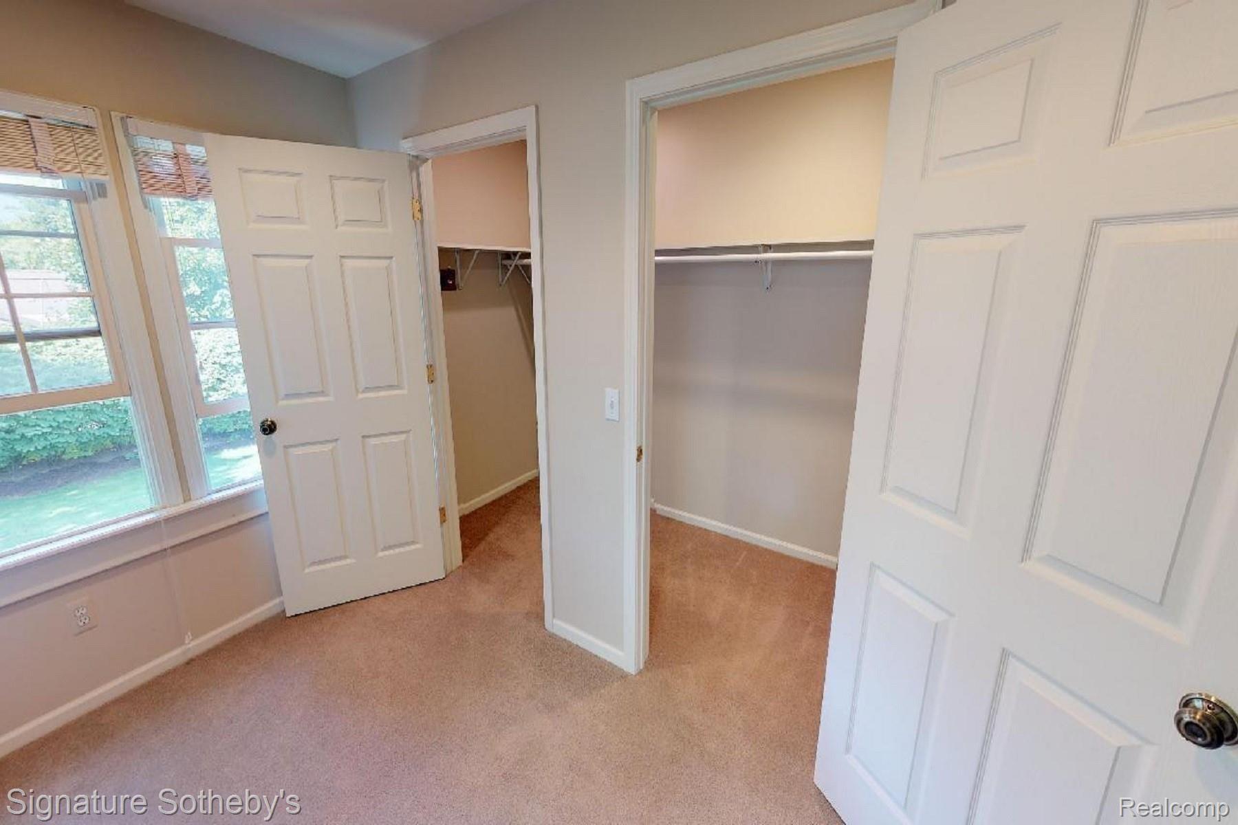 31294 Old Stage Road Franklin, MI 48025 - Photo 15 of 26 08.jpg