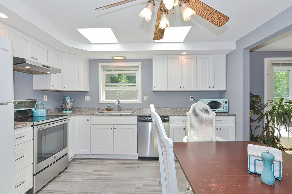 3 Norcross Road Spencer, MA 01562 - Photo 5 of 42 Gallery Image 5