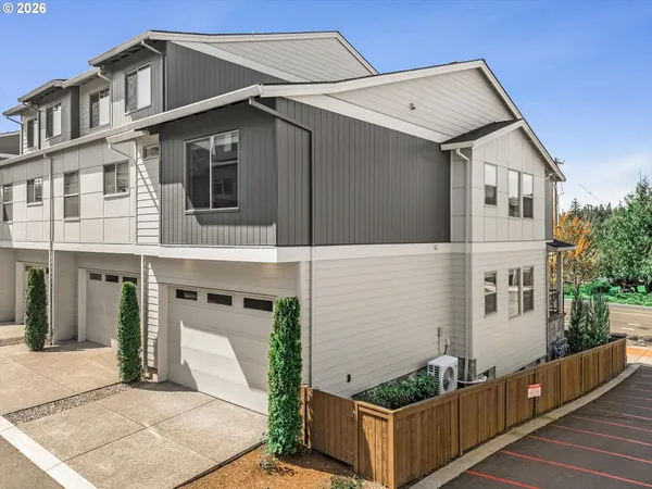 $409,950 | 12648 Southeast 172nd Avenue, Happy Valley, OR 97089