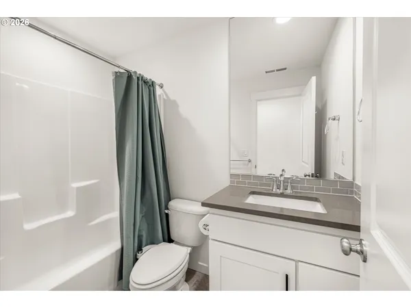 $409,950 | 12648 Southeast 172nd Avenue, Happy Valley, OR 97089