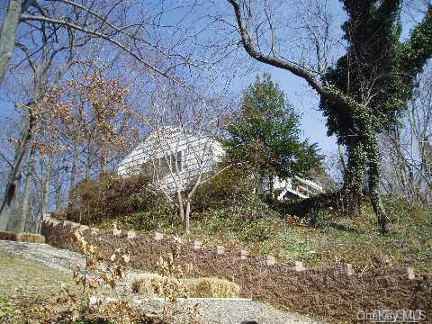 30 Lewis Road Northport, NY 11768 - Photo 1 of 1 Gallery Image 1