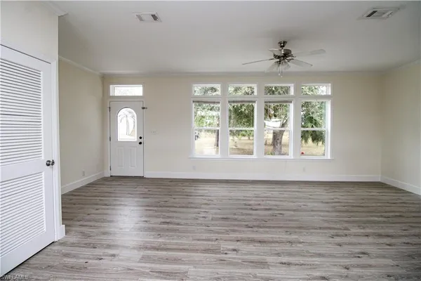 $2,395 | 4660 43rd Avenue Northeast, Naples, FL 34120