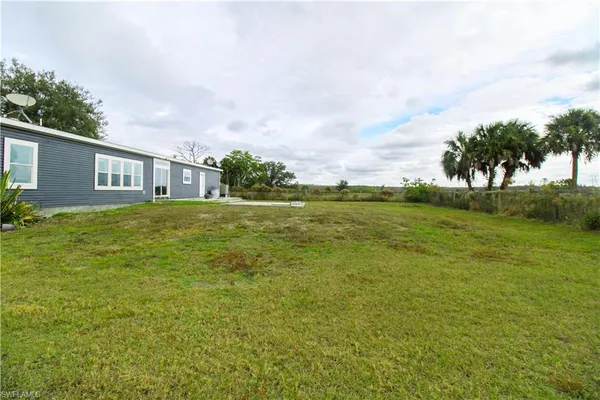 $2,395 | 4660 43rd Avenue Northeast, Naples, FL 34120