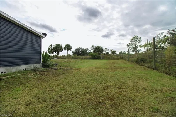 $2,395 | 4660 43rd Avenue Northeast, Naples, FL 34120