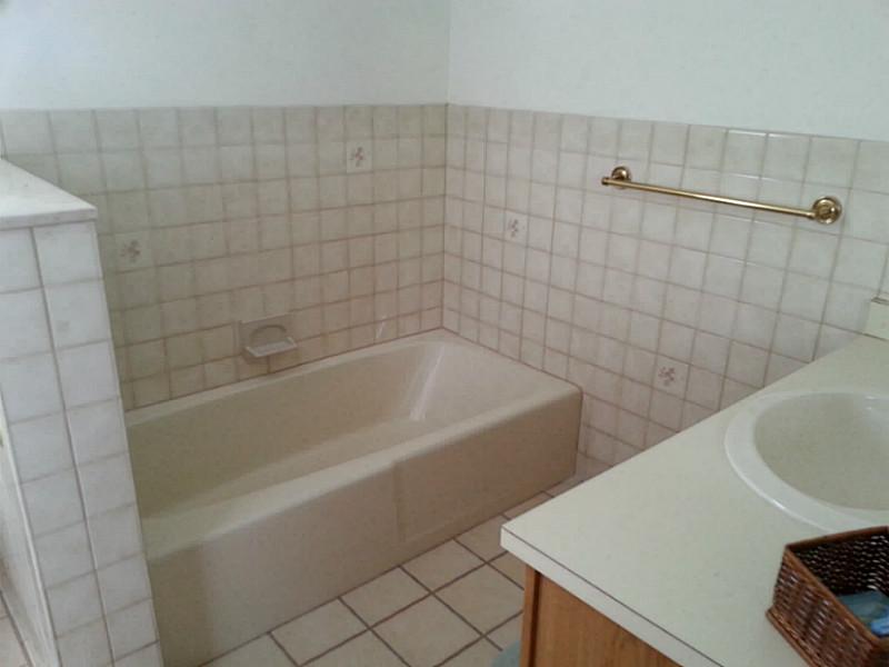 155 Mautucket Road South Kingstown, RI 02879 - Photo 20 of 25 Bathroom.