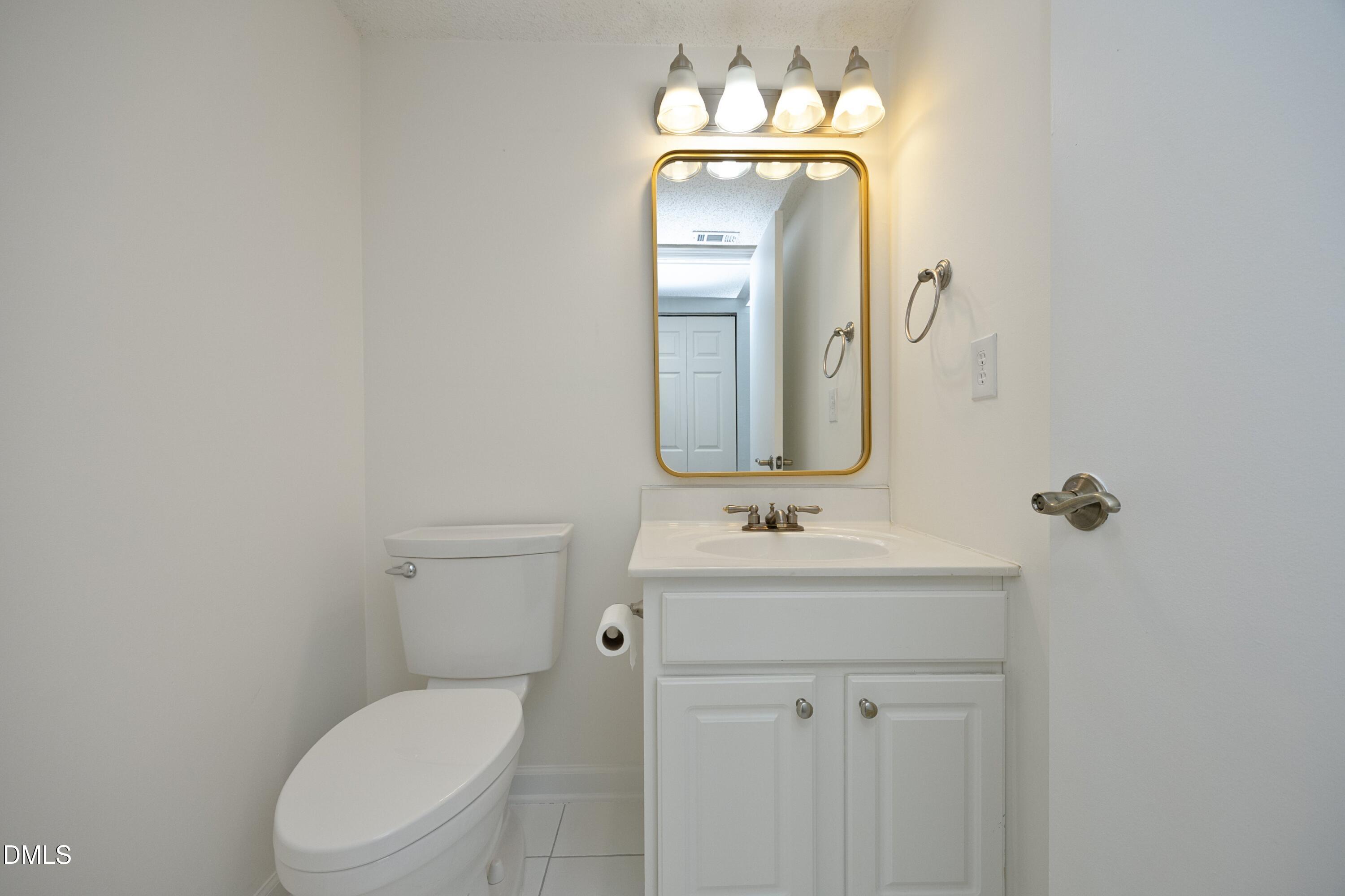 7717 Falcon Rest Circle Raleigh, NC 27615 - Photo 15 of 30 20HalfBath