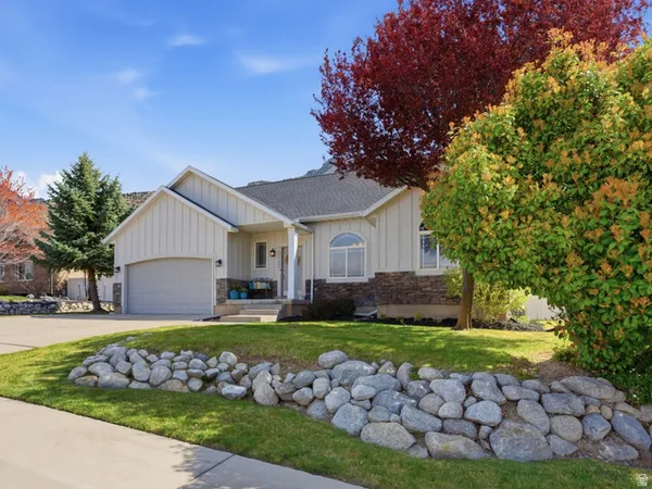 $700,000 | 10262 North 3900th W Cedar Hills West, Pleasant Grove, UT 84062