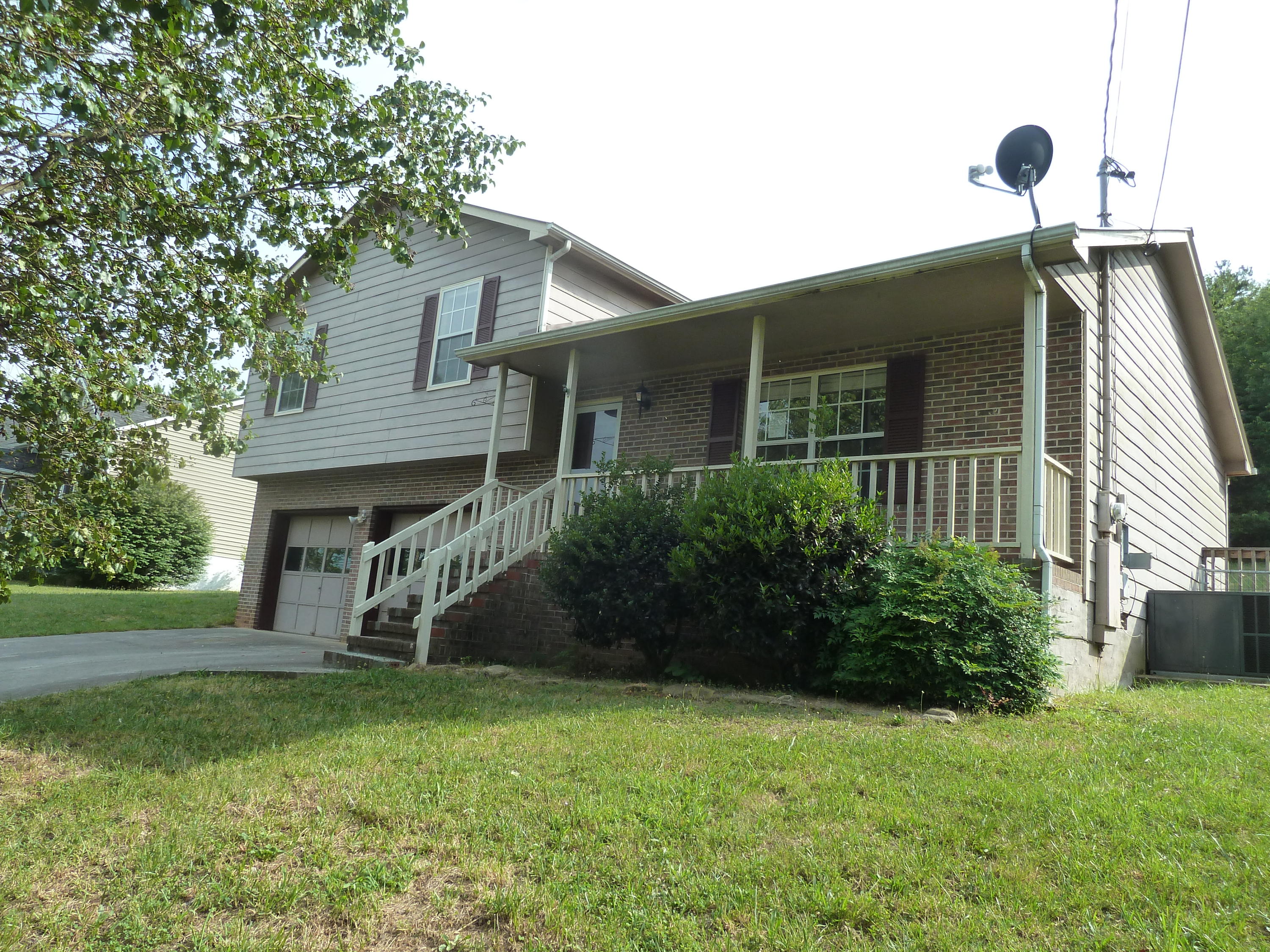 2815 Sood Road Knoxville, TN 37921 - Photo 1 of 20 P1230041
