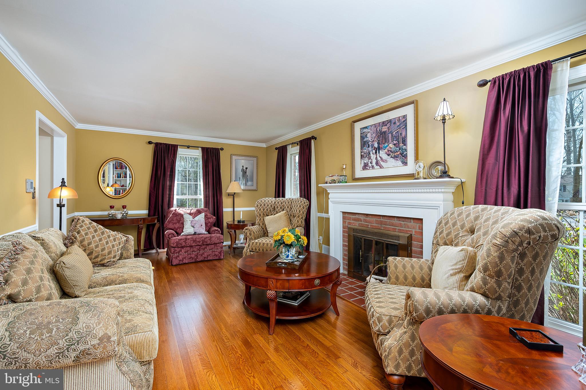 3314 Sharp Road Glenwood, MD 21738 - Photo 6 of 46 Living Room