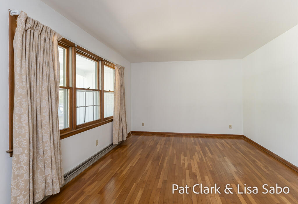 18412 168th Avenue Spring Lake, MI 49456 - Photo 3 of 39 18412 168thAve-5LoRes