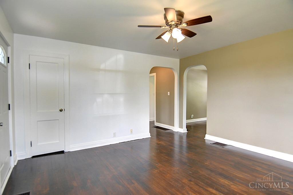 9351 Eby Road Germantown, OH 45327 - Photo 5 of 27 Gallery Image 5
