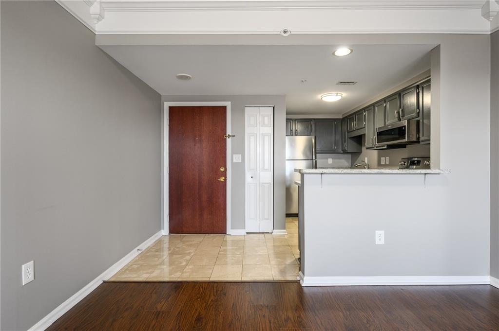 199 14th Street Northeast, Unit 1604 Atlanta, GA 30309 - Photo 4 of 31