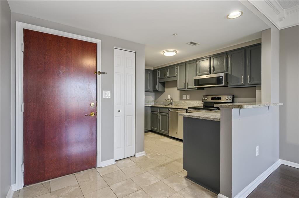 199 14th Street Northeast, Unit 1604 Atlanta, GA 30309 - Photo 5 of 31
