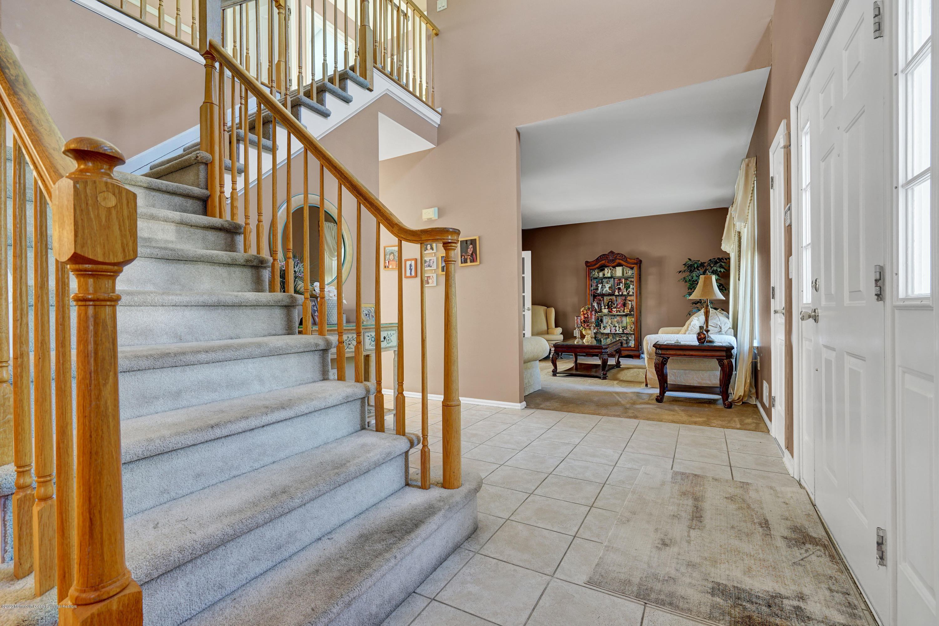 19 Cortelyou Road Jackson, NJ 08527 - Photo 41 of 56 a view of an entryway and livingroom