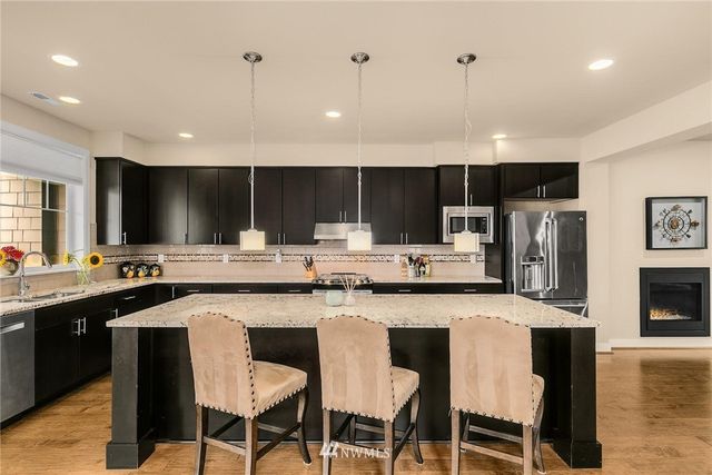 $1,261,110 | 12630 177th Avenue Northeast, Unit A, Redmond, WA 98052