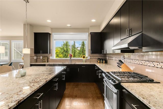 $1,261,110 | 12630 177th Avenue Northeast, Unit A, Redmond, WA 98052