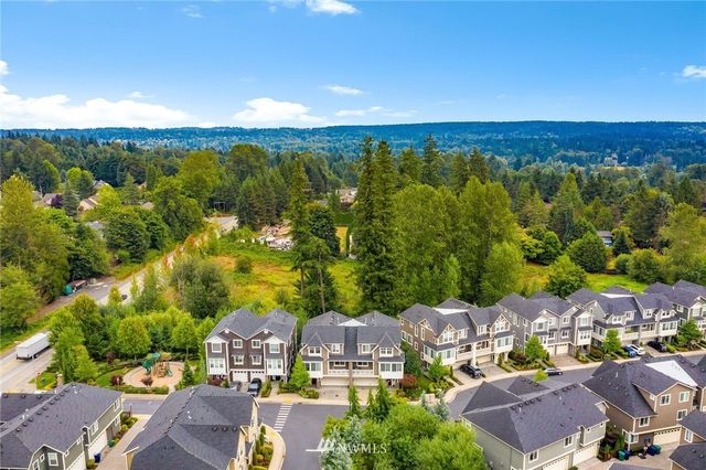 $1,261,110 | 12630 177th Avenue Northeast, Unit A, Redmond, WA 98052