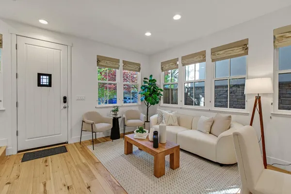 $1,375,000 | 100 Tilton Avenue, San Mateo, CA 94401