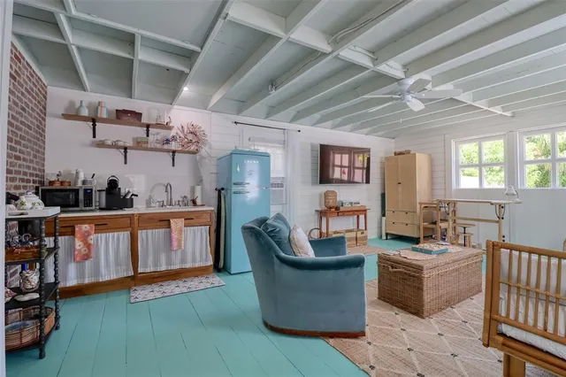 $1,790,000 | 225 President Street, Dunedin, FL 34698