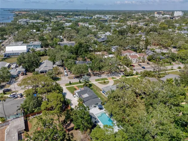 $1,790,000 | 225 President Street, Dunedin, FL 34698