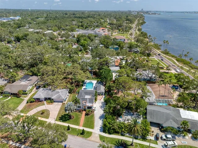 $1,790,000 | 225 President Street, Dunedin, FL 34698