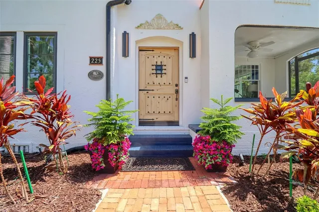$1,790,000 | 225 President Street, Dunedin, FL 34698