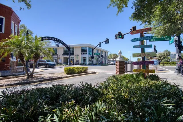 $1,790,000 | 225 President Street, Dunedin, FL 34698