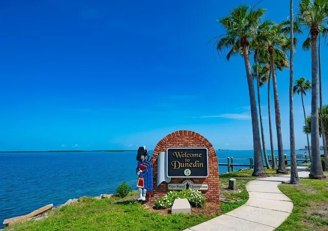 $1,790,000 | 225 President Street, Dunedin, FL 34698