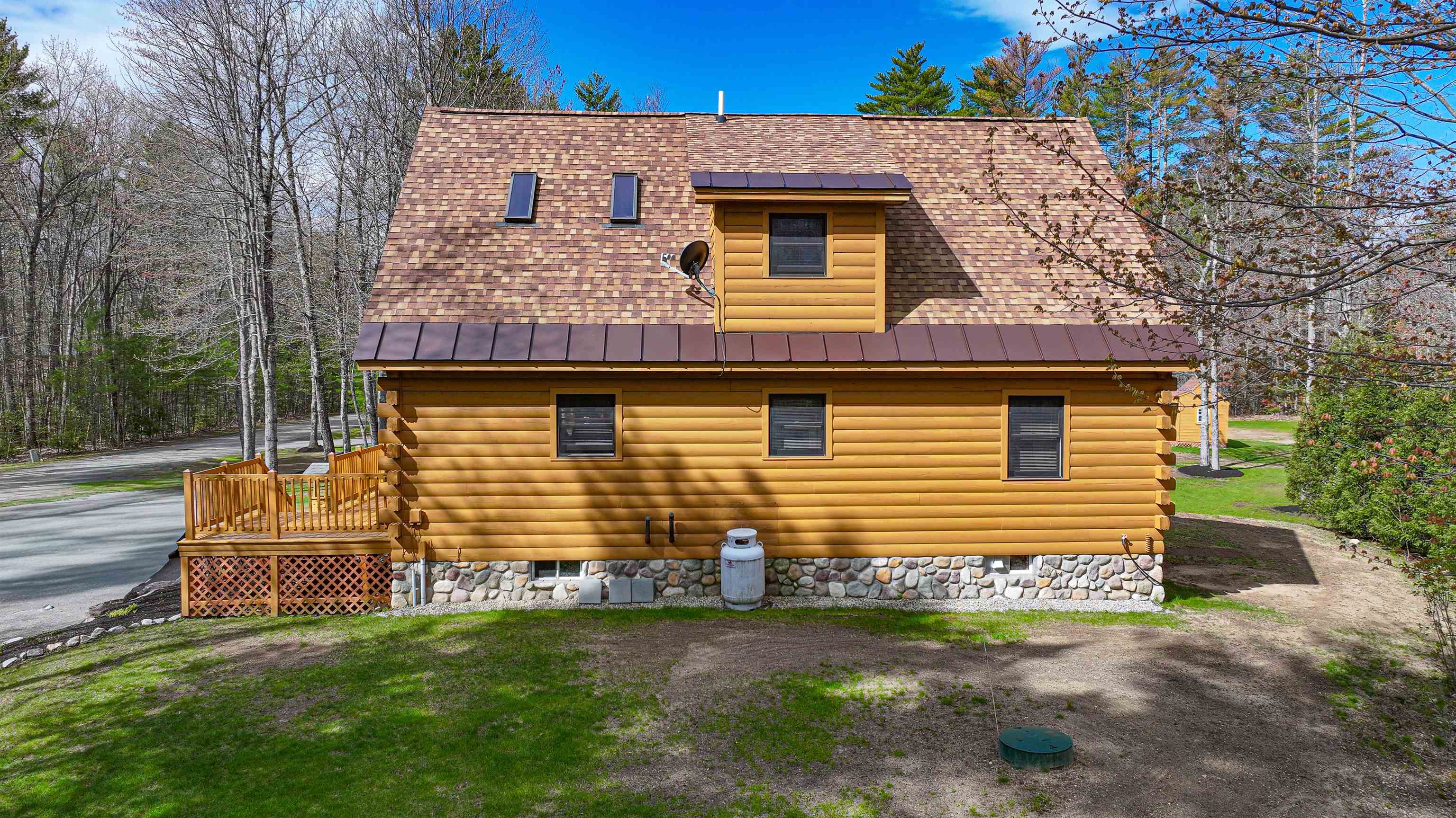 18 Charles Road Conway, NH 03813 - Photo 6 of 48