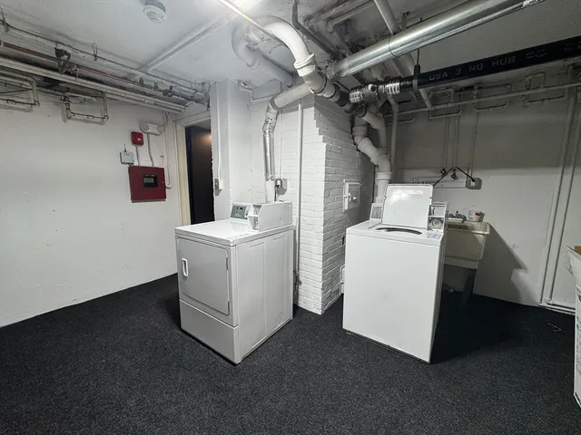 $1,700 | 1080 Massachusetts Avenue, Unit 4, Arlington, MA 02476