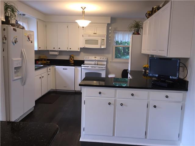 7345 Cavalier Road Nashville, TN 37221 - Photo 3 of 20 Alternate kitchen view