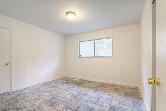 726 Espey Road Grants Pass, OR 97527 - Photo 9 of 19 Additional Photo