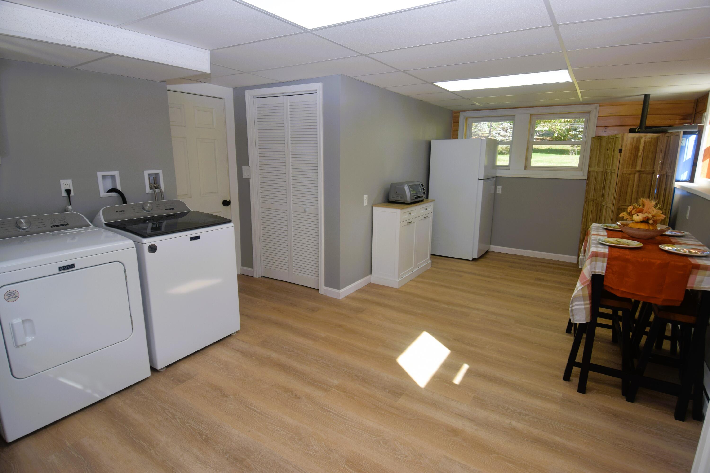 423 East River Road Skowhegan, ME 04976 - Photo 31 of 49 LL Kitchenette/Laundry