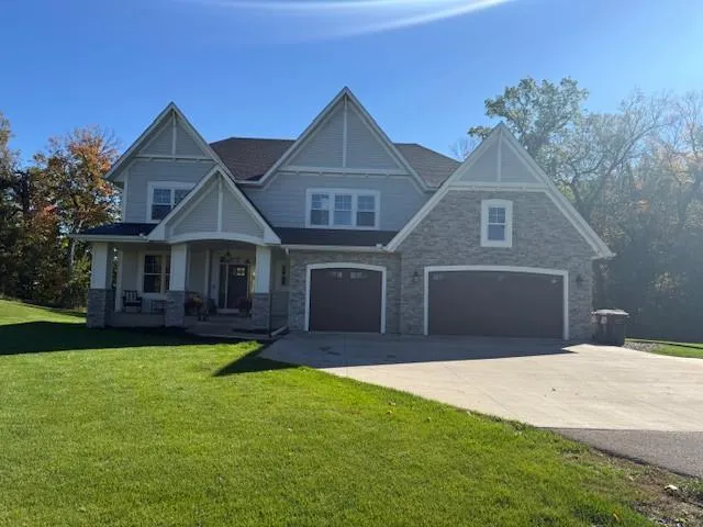 $1,900,000 | 5955 84th Lane North, Loretto, MN 55357