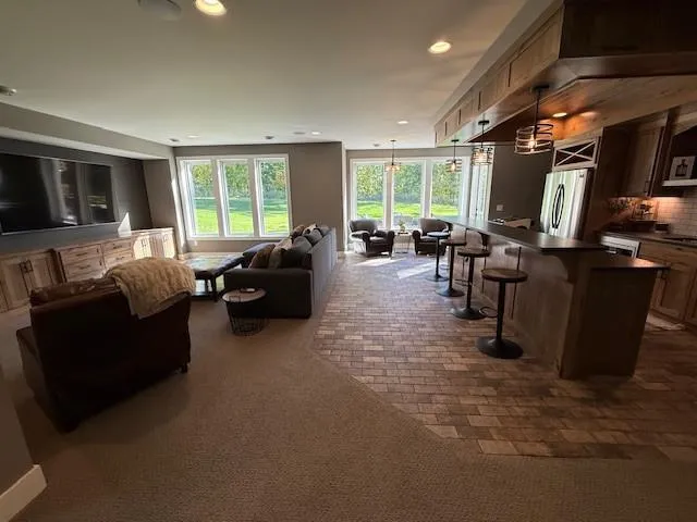 $1,900,000 | 5955 84th Lane North, Loretto, MN 55357