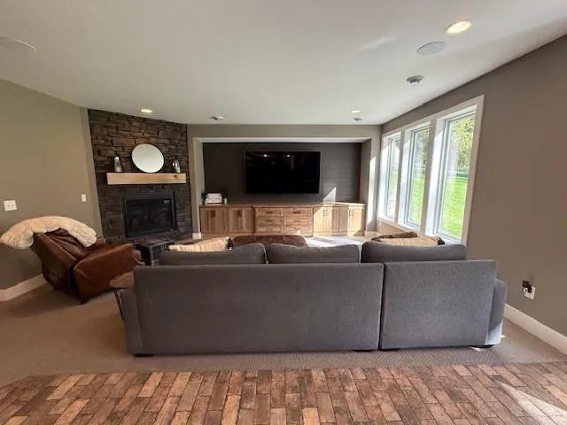 $1,900,000 | 5955 84th Lane North, Loretto, MN 55357