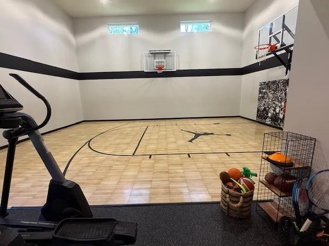 $1,900,000 | 5955 84th Lane North, Loretto, MN 55357