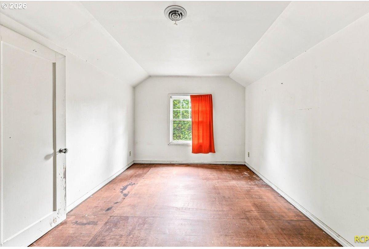 2113 North Sumner Street Portland, OR 97217 - Photo 24 of 30 Gallery Image 24