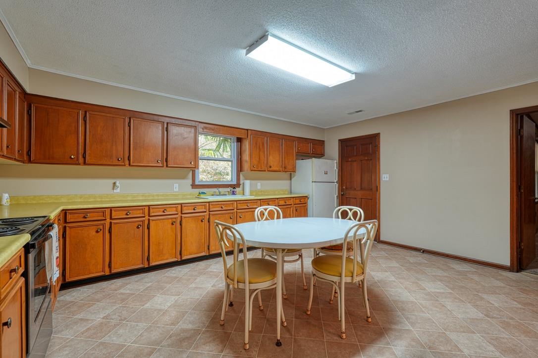 212 State Rd S-11-590 Gaffney, SC 29340 - Photo 11 of 36 Gallery Image 11