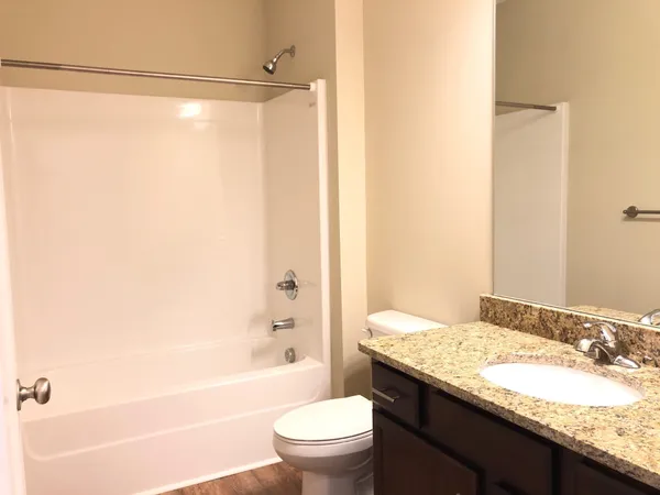 $1,225 | 1201 South Water Avenue, Unit B12, Gallatin, TN 37066