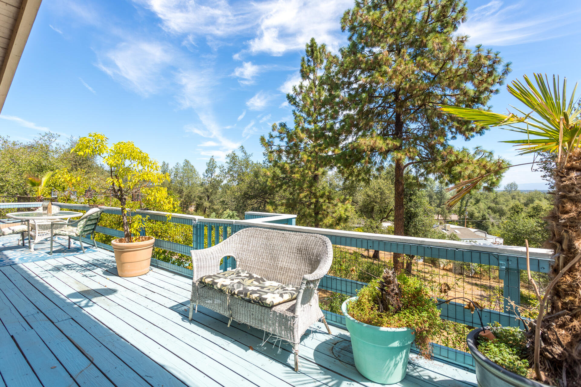 8695 Valley View Road Redding, CA 96001 - Photo 37 of 62 a view of a patio on the roof deck