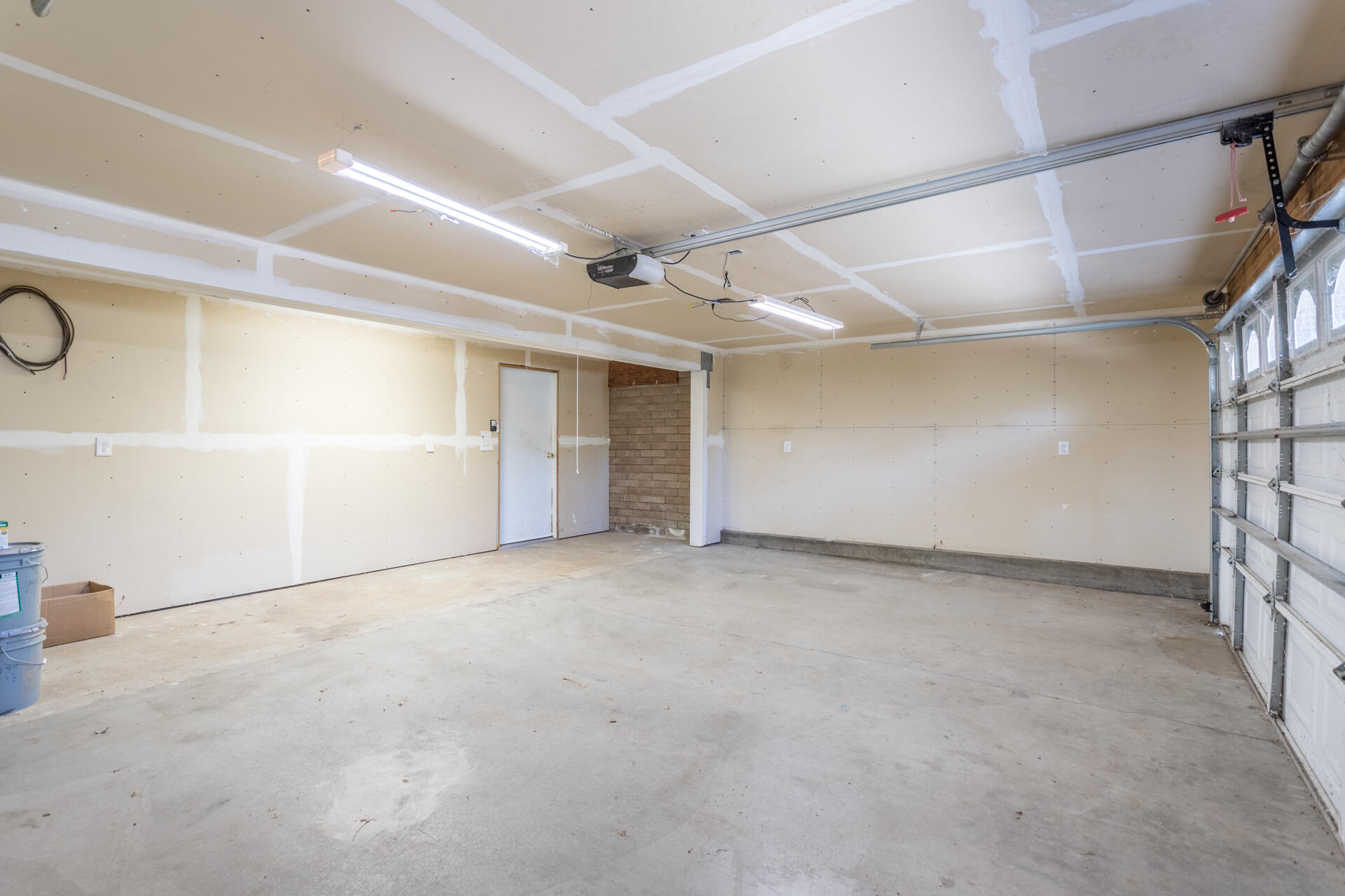 8695 Valley View Road Redding, CA 96001 - Photo 59 of 62 a view of an empty room