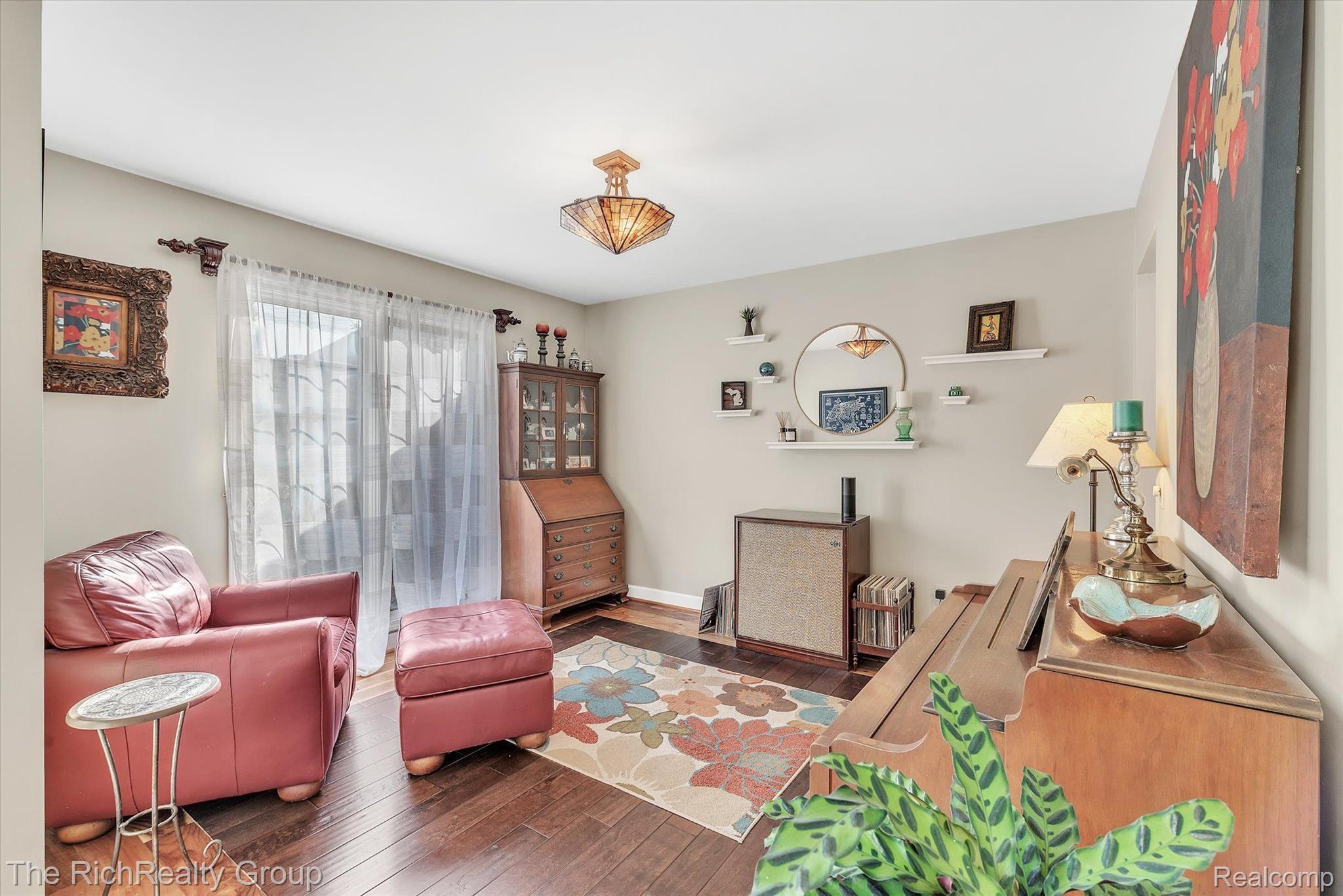 6861 Poppleton Road Canton, MI 48187 - Photo 22 of 80 Gallery Image 22