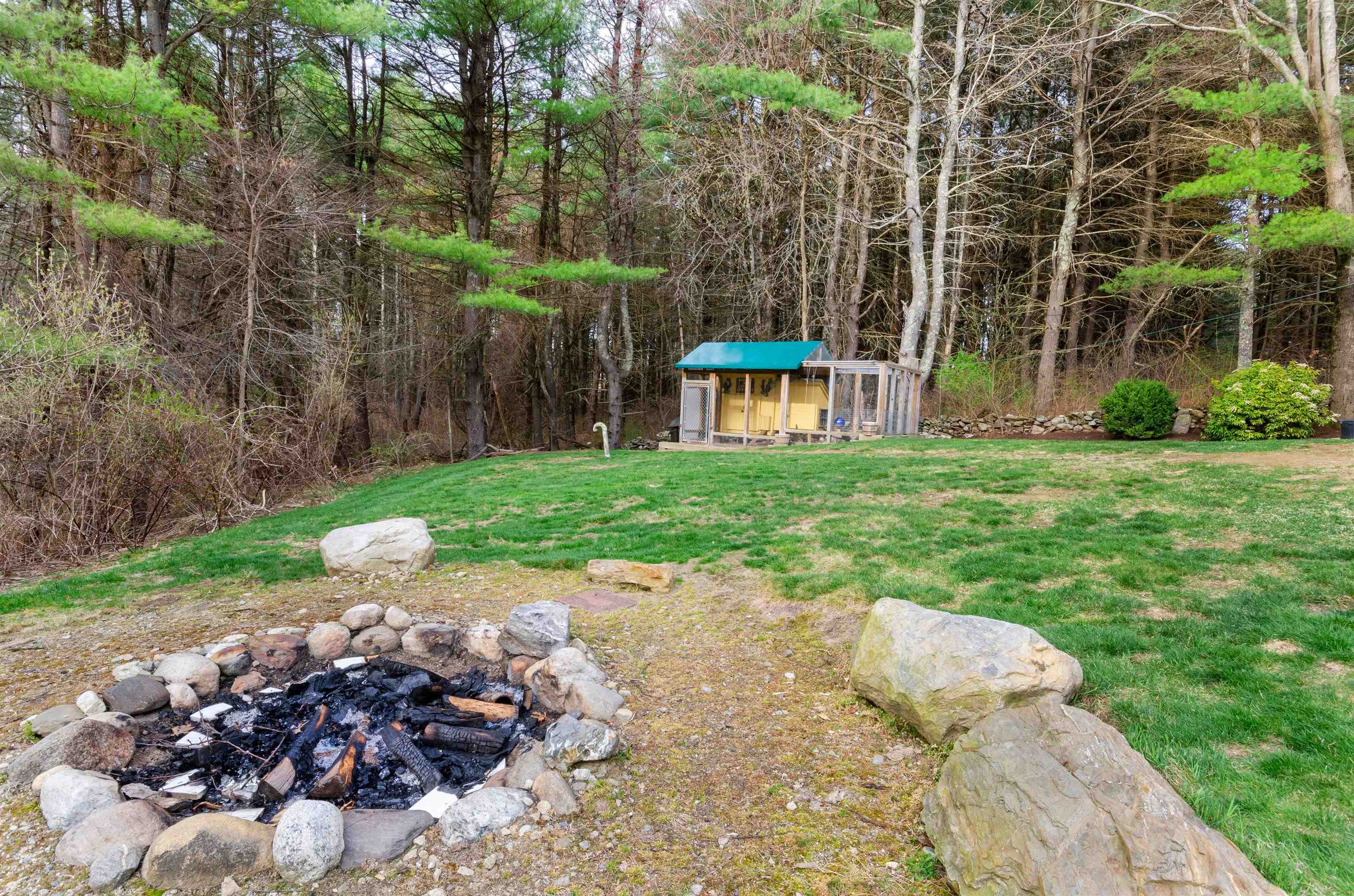 28 Boyd Road Hudson, NH 03051 - Photo 28 of 32